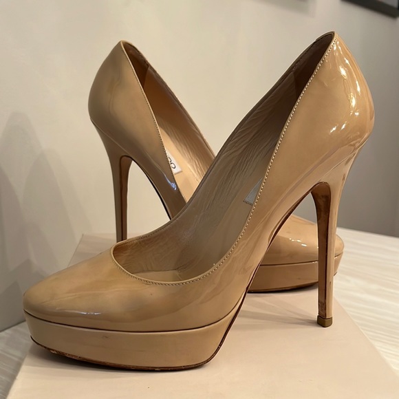 Jimmy Choo patent leather nude platform pump size 38.8...